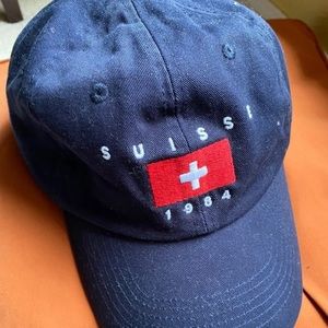 Brandy Melville suisse hat